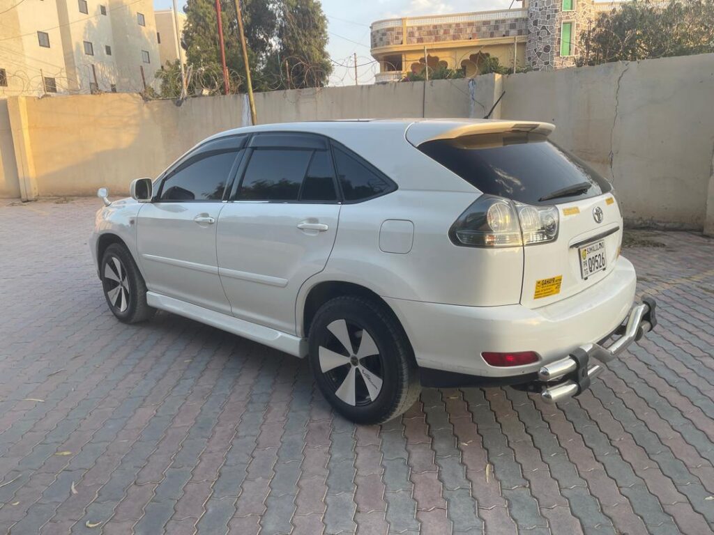 Toyota harier iib ah hargeisa