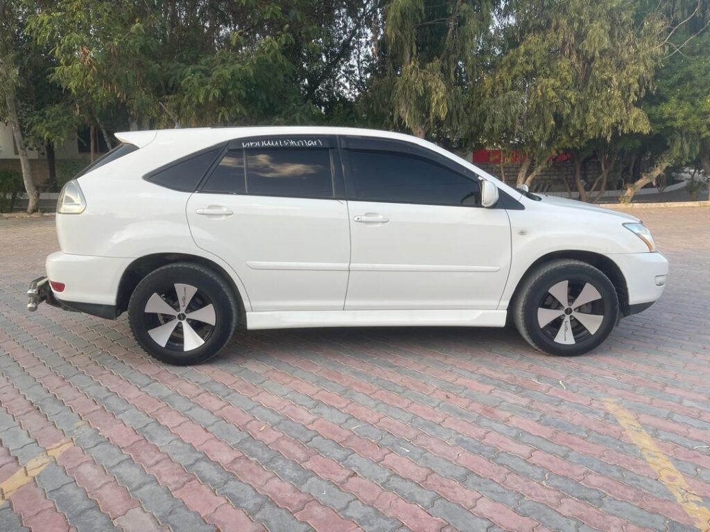 Toyota harier iib ah hargeisa