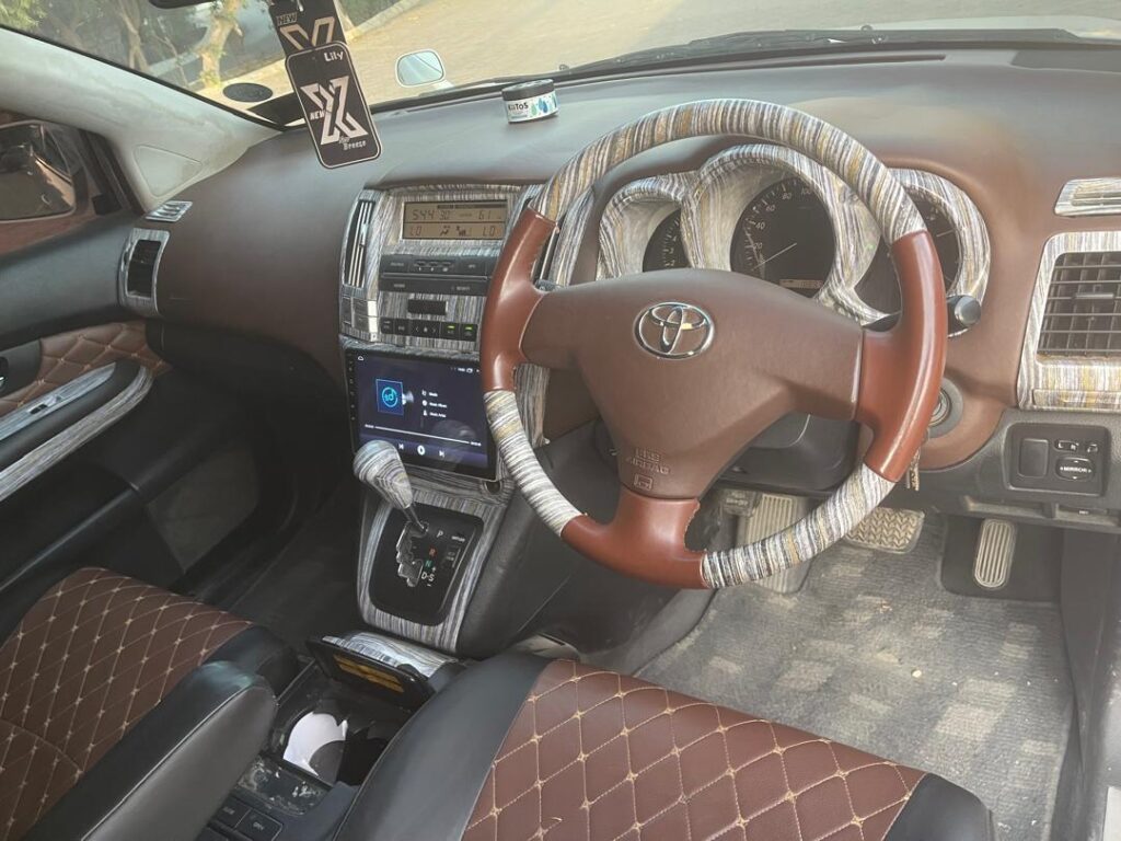 Toyota harier iib ah hargeisa