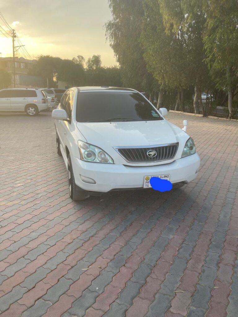Toyota harier iib ah hargeisa
