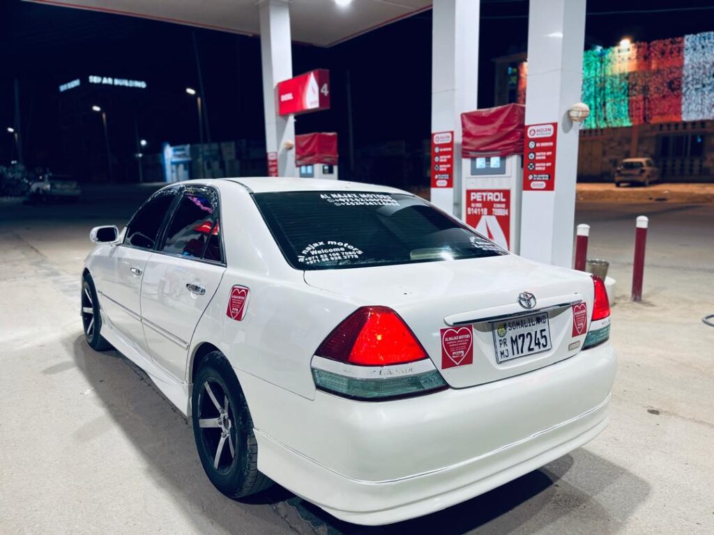 Toyota 110   2004 iib ah hargeisa