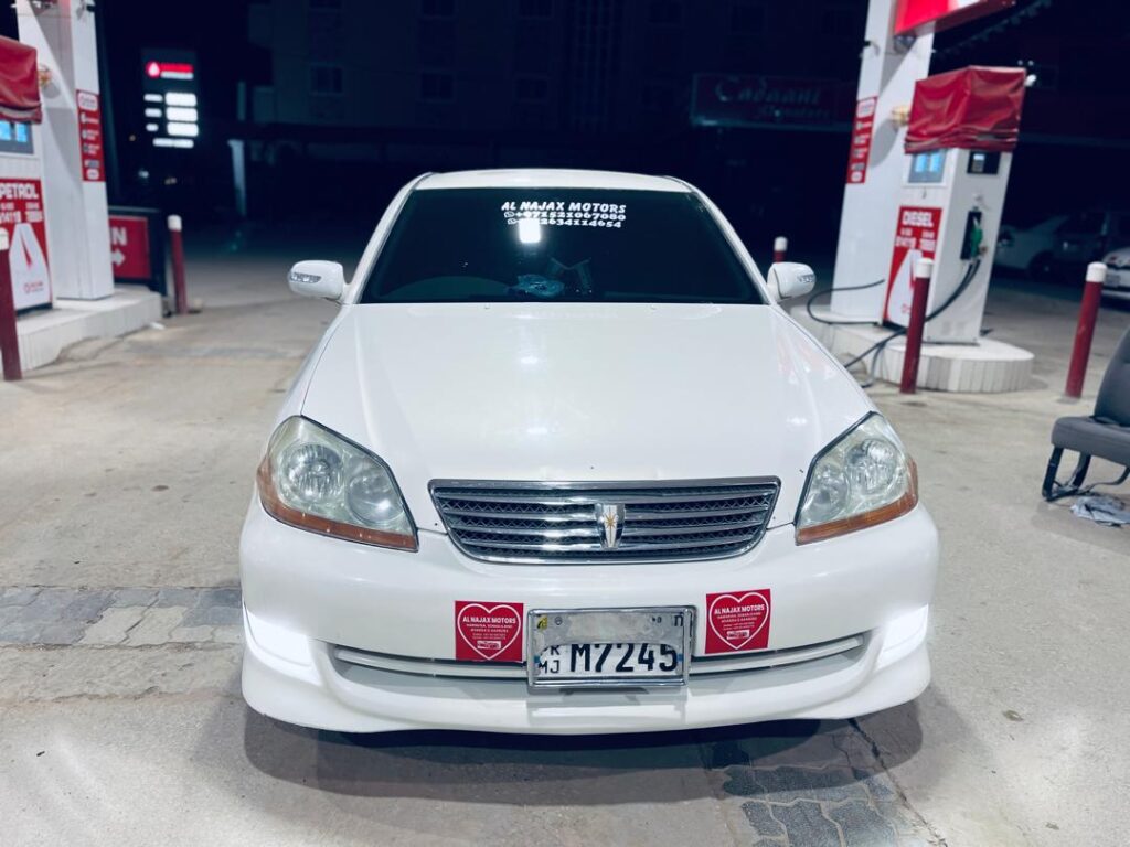 Toyota 110   2004 iib ah hargeisa