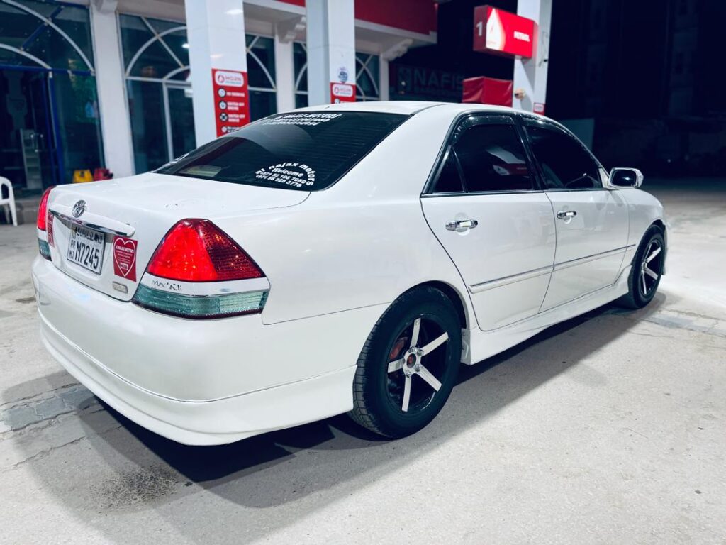 Toyota 110   2004 iib ah hargeisa