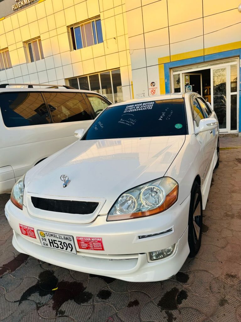 Toyota 110 iib ah 2004 /hargeisa