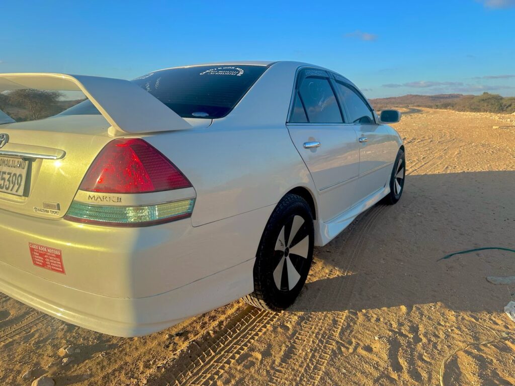 Toyota 110 iib ah 2004 /hargeisa