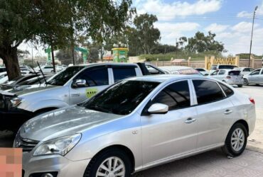 Hyundai elantara iib ah hargeisa