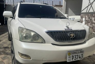 Toyota harier iib ah hargeisa