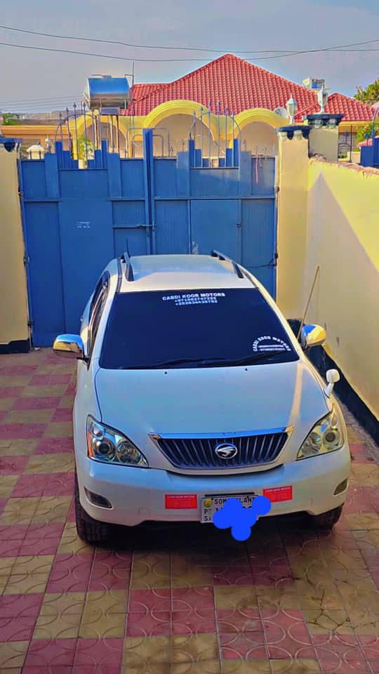 Toyota harier iib ah hargeisa