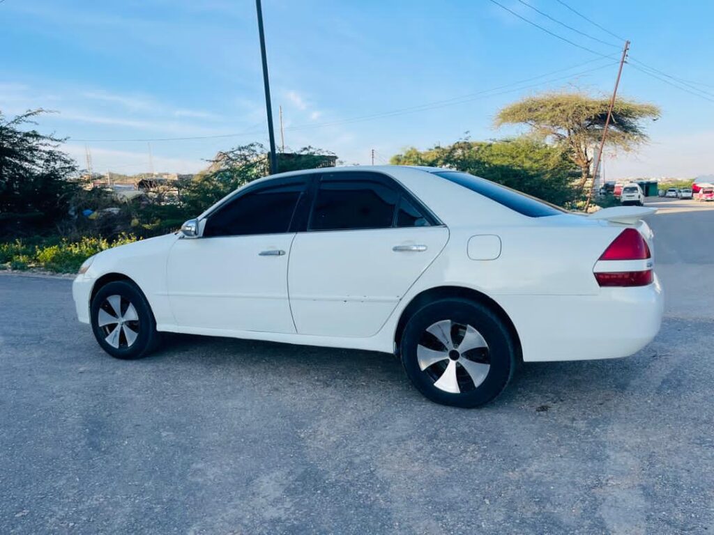 Toyota 110  iib ah hargeisa