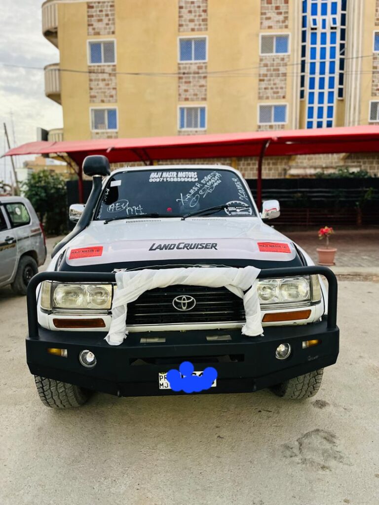 Toyota lancruser iib ah hargeisa