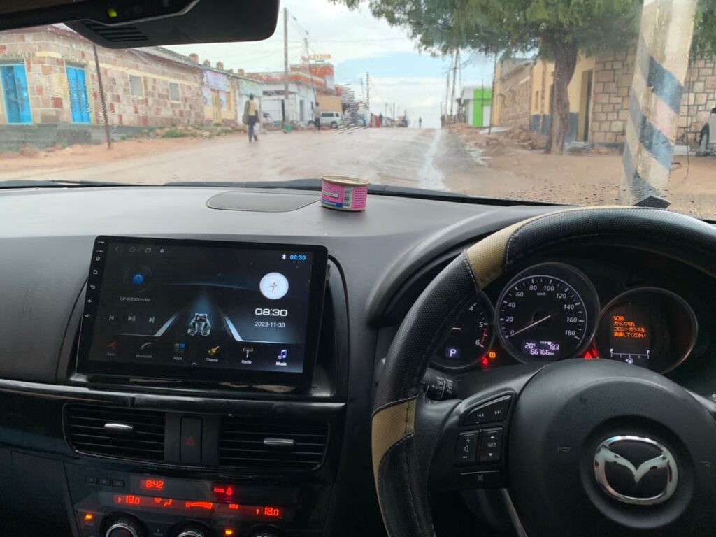 Gaadhi mazda ah oo iib ah hargeisa