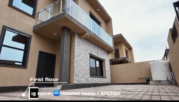 Afar Guri oo iib ah – 4 houses for sale Hargeisa